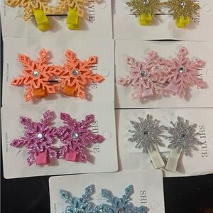 7 Sets of Beautiful Snowflake Hair Clips